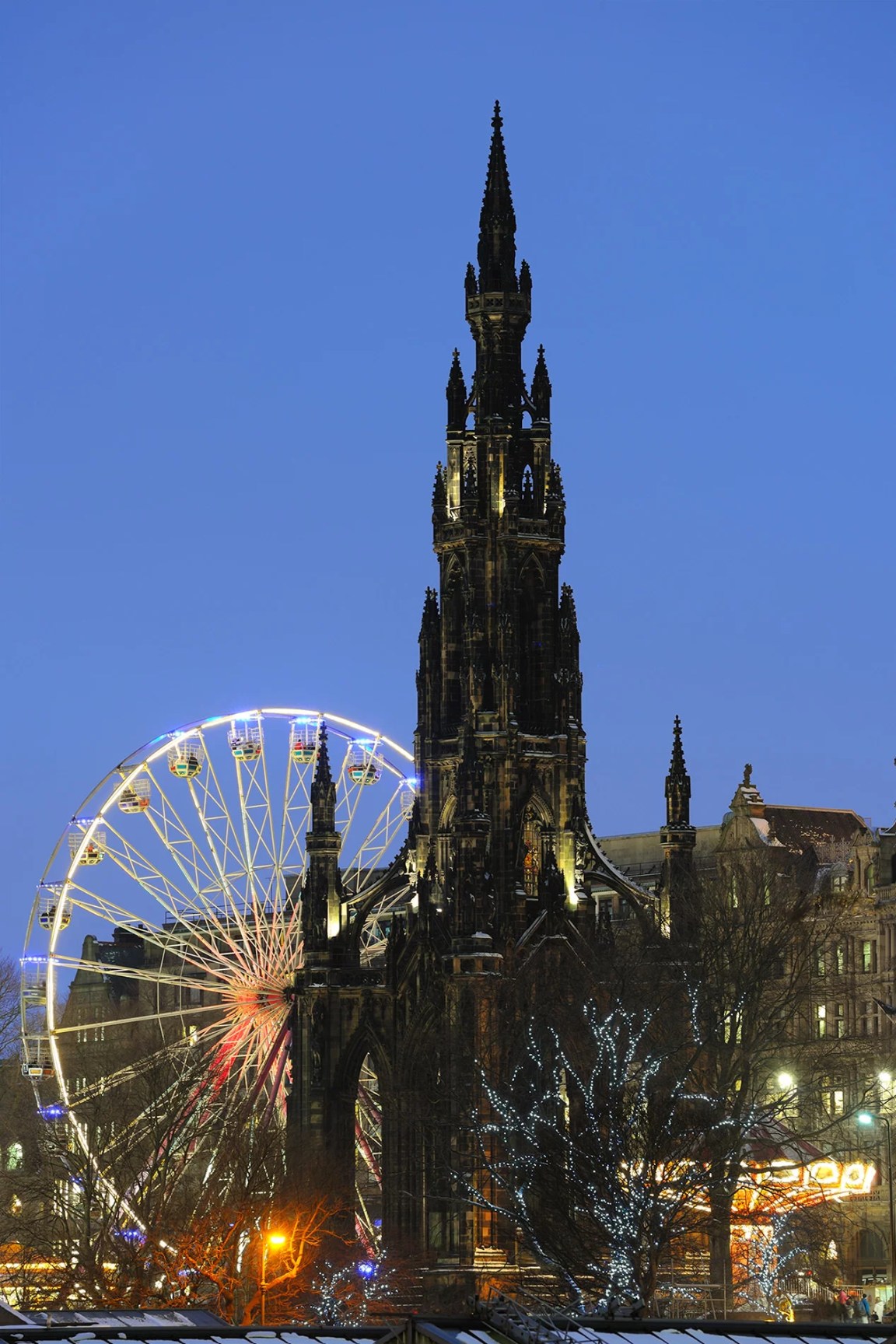 Scott Monument during the Christmas festivities