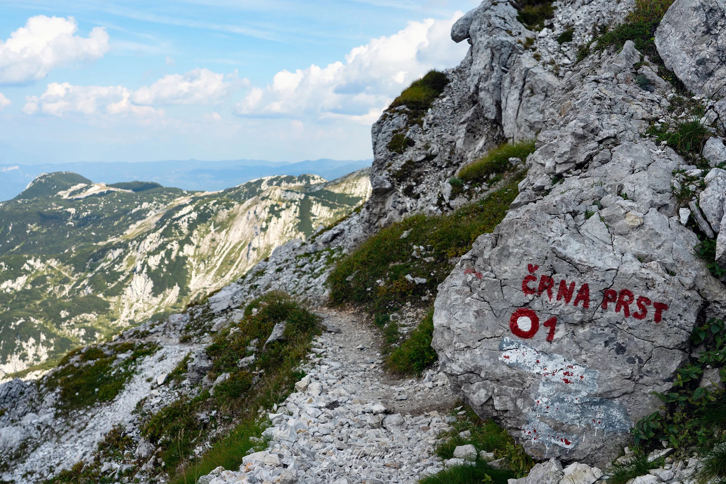 Slovenia Mountain Trail markings on a Mount Vogel hike
