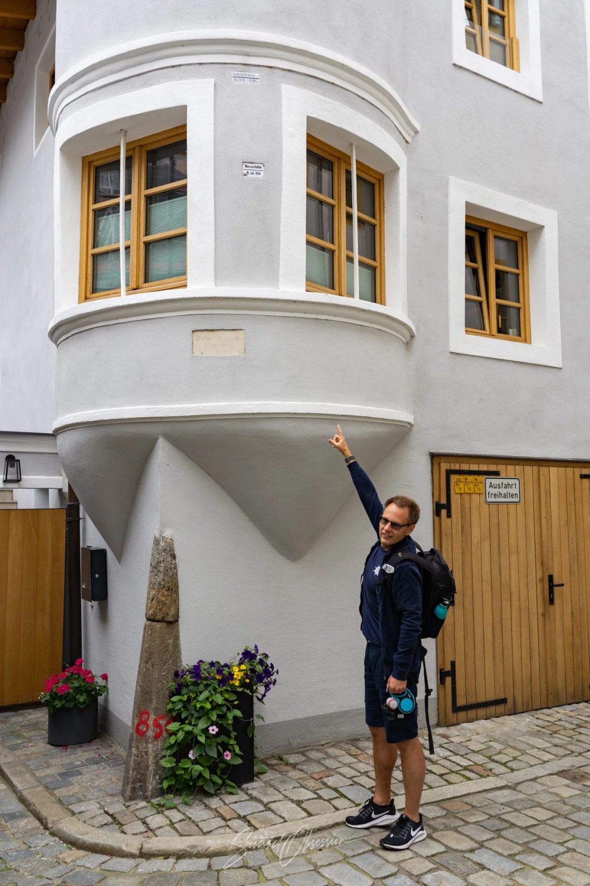 Passau flood marks on the house wall. The lower is from 1845, the middle – from 1954, and the highest from the recent flood in 2013